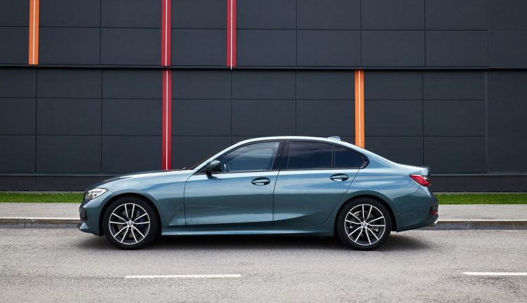 BMW 320i