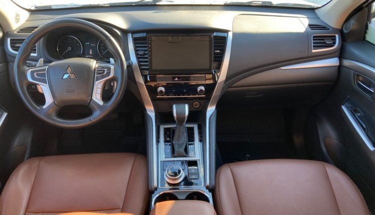Mitsubishi Pajero Sport 4WD