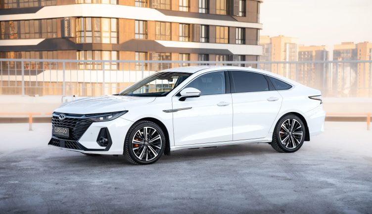Chery Arrizo 8