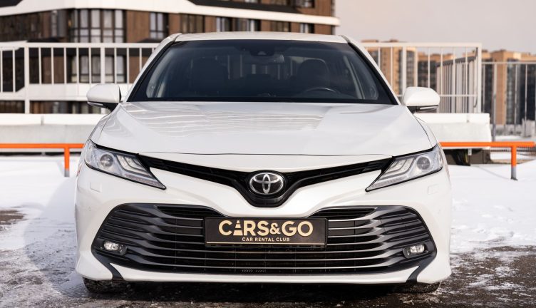 Toyota Camry 70
