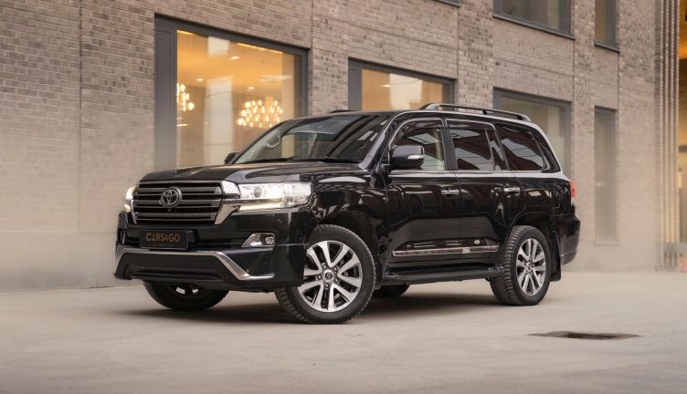 Toyota Land Cruiser 200